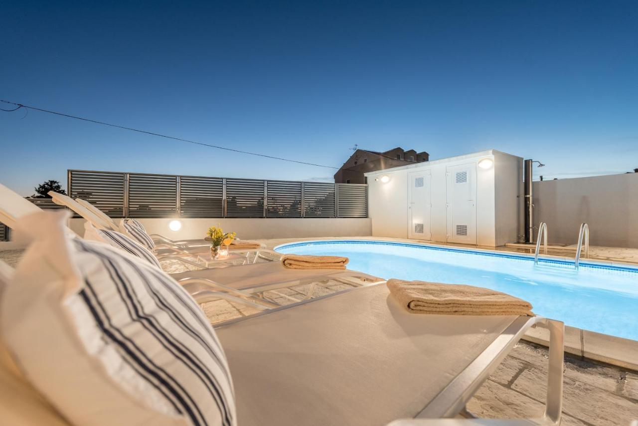Villa Lena Luxury Apartments Novalja Exterior foto